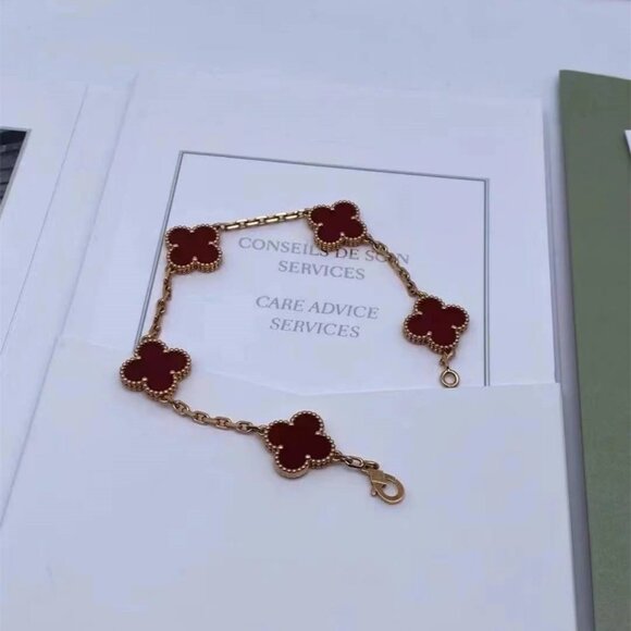 Van Cleef & Arpels 18k gold, red bracelet - Picture 4 of 6